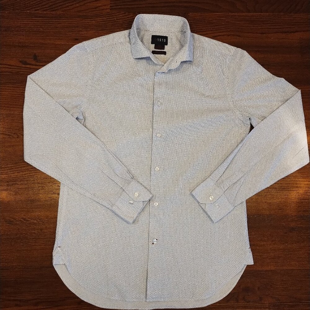 Like New 1670 Men's Slim Fit Dress Shirt | Size 15 1/2, 34/35